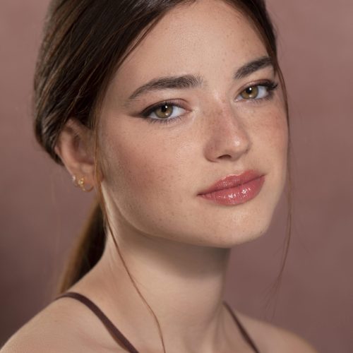 portrait-beautiful-female-model-with-natural-make-up
